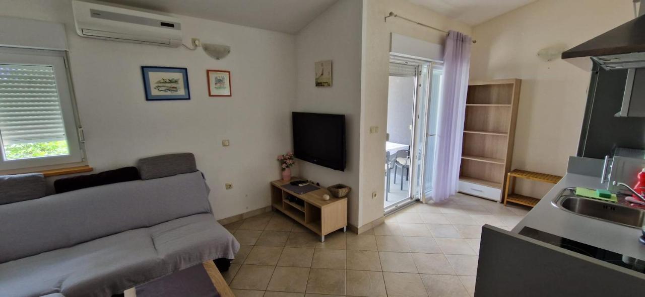 Oasis Of Peace Apartment Omiš Dış mekan fotoğraf