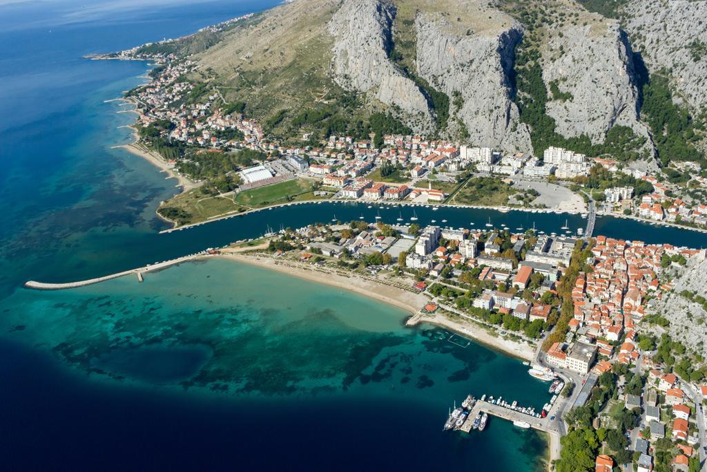 Oasis Of Peace Apartment Omiš Dış mekan fotoğraf