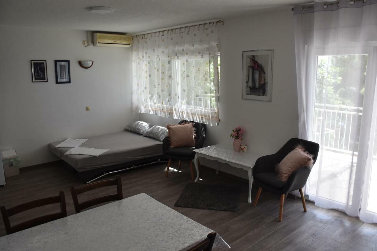 Oasis Of Peace Apartment Omiš Dış mekan fotoğraf
